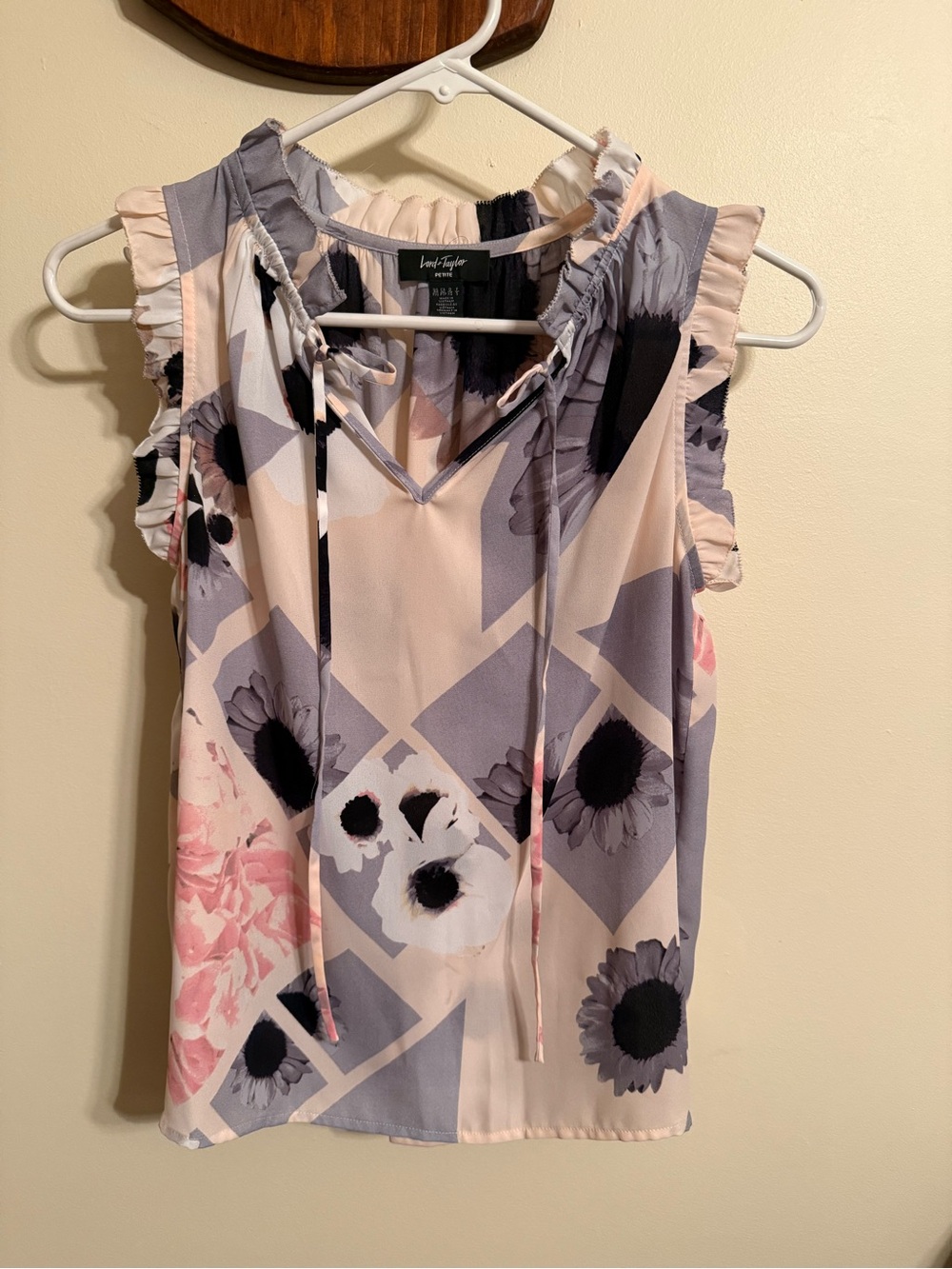 Lord & Taylor Floral Ruffle Tie-Front Sleeveless Top in Blush and Lavender